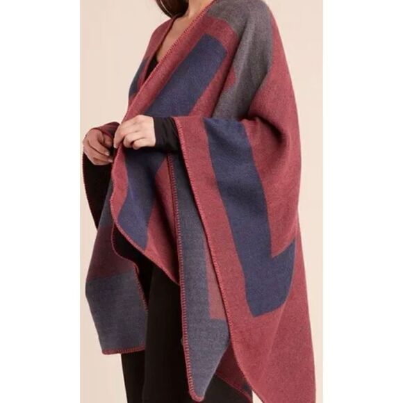 BB Dakota Wrap Poncho Soft Blanket Shawl - Picture 1 of 9
